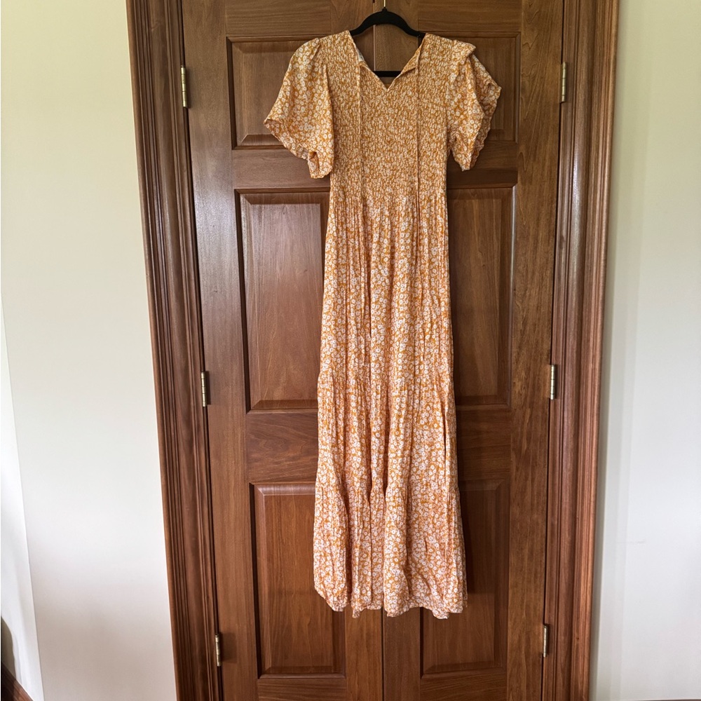 Elegant Orange Floral Maxi Dress - Picture 2 of 5